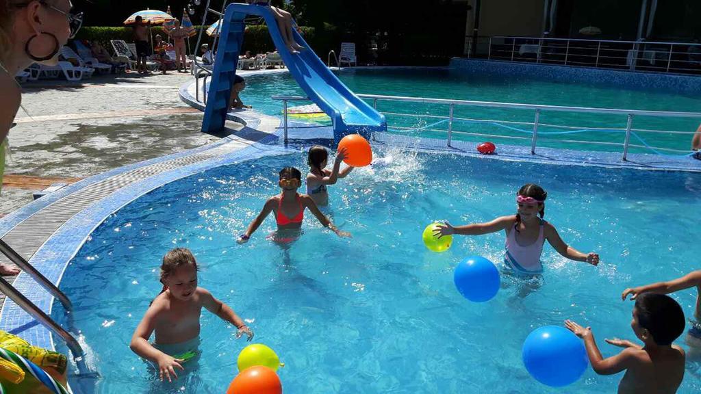 Hotel Palma Słoneczny Brzeg Zewnętrze zdjęcie